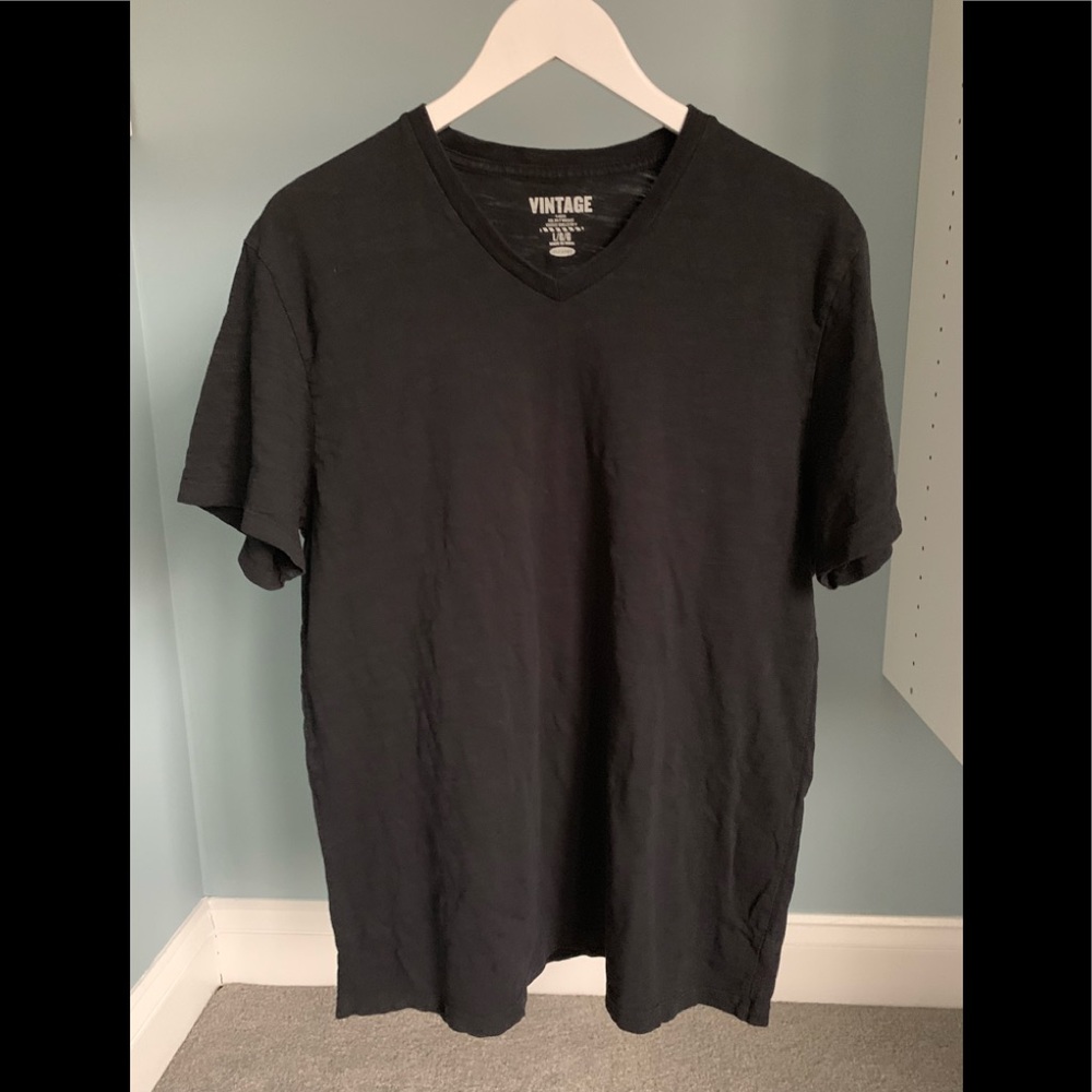 Old navy T-shirt